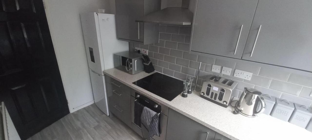 6-Min Walk To New Cross Parking Long Stay Discounts Wolverhampton Zewnętrze zdjęcie